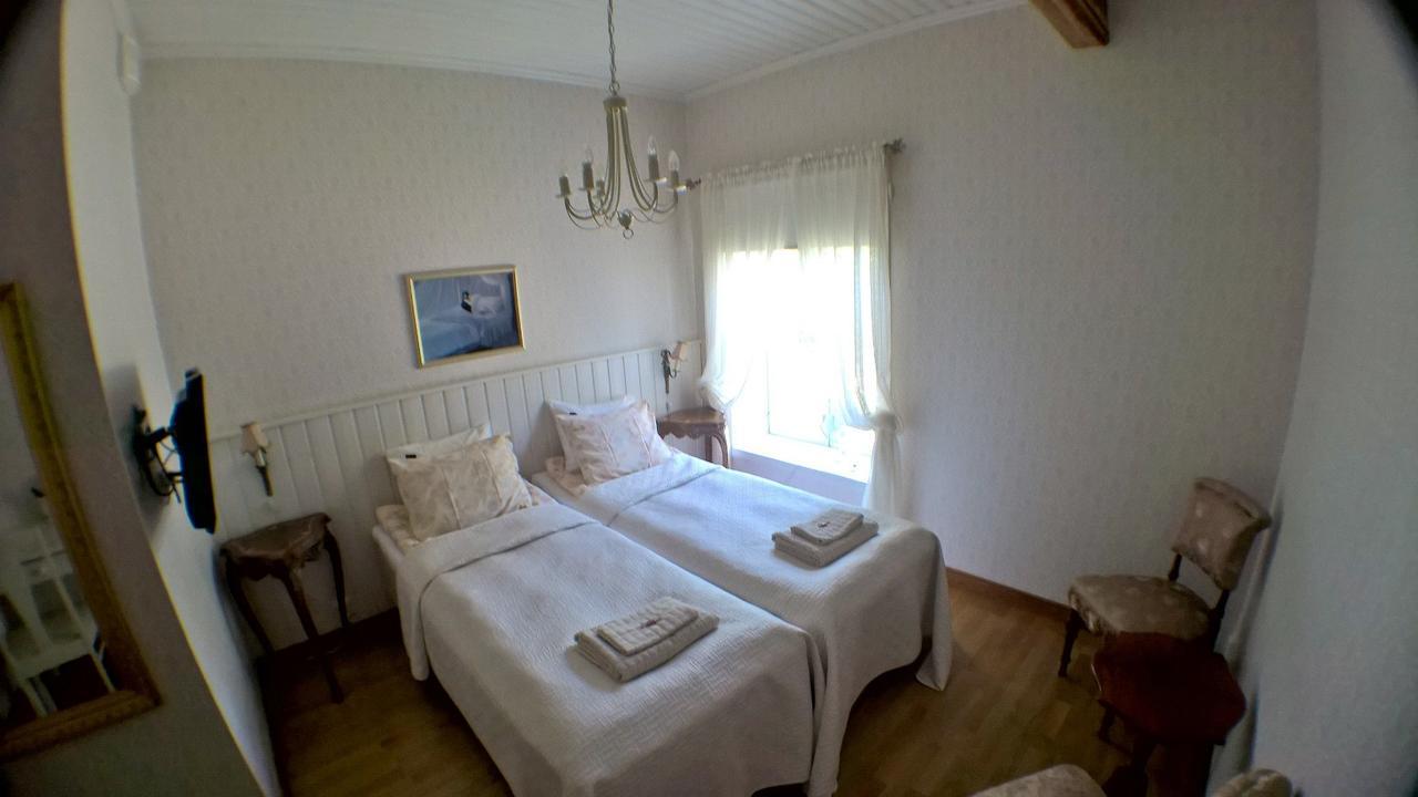Vaeaeksyn Apteekinmajoitus Buitenkant foto